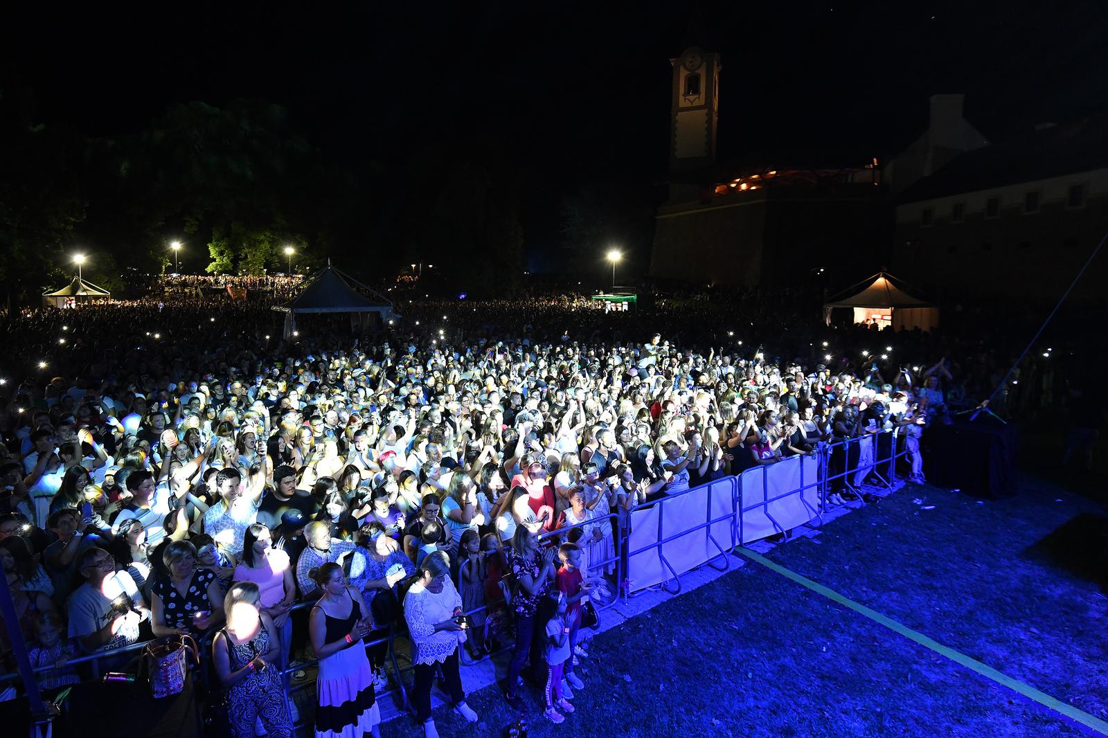 Image 5436884 (auto)