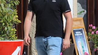 Image 5438540 (auto)