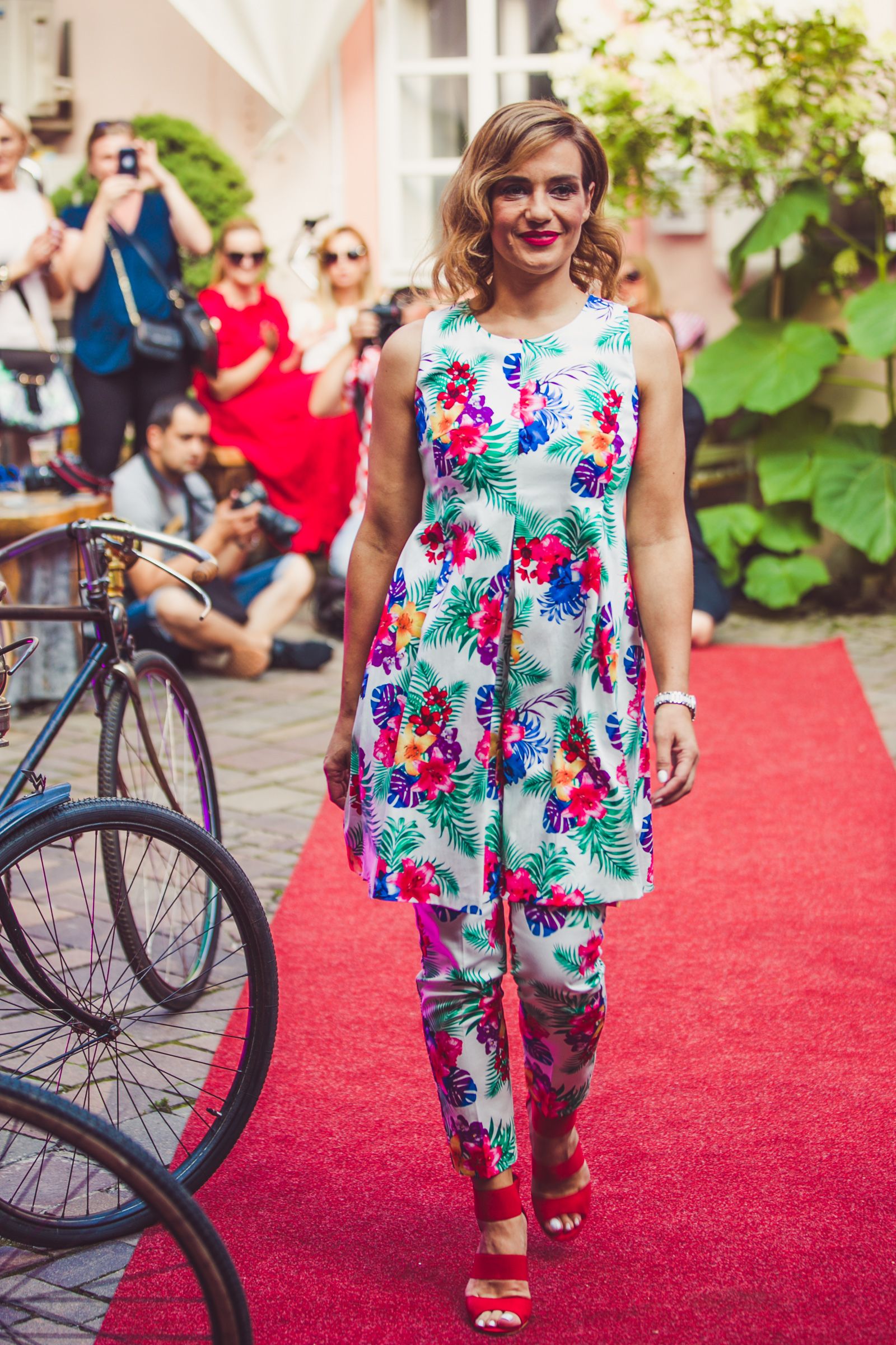 Image 2729511 (auto) Image 2729511 (auto)