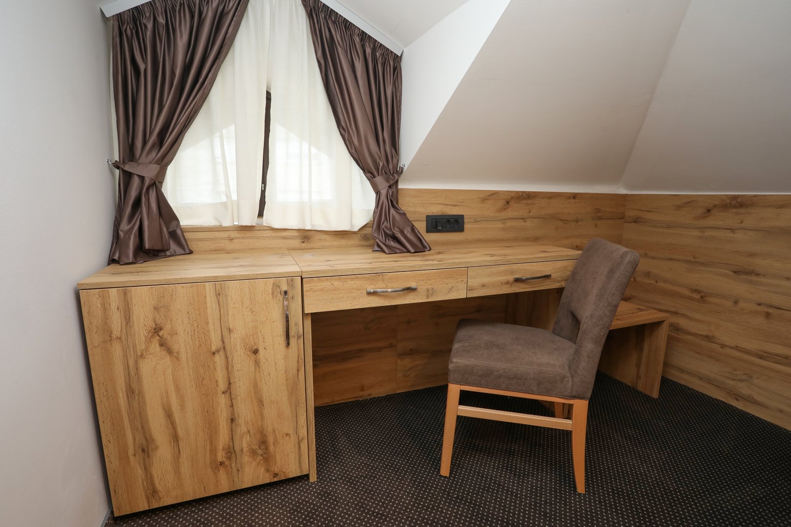 Image 5128944 (auto)