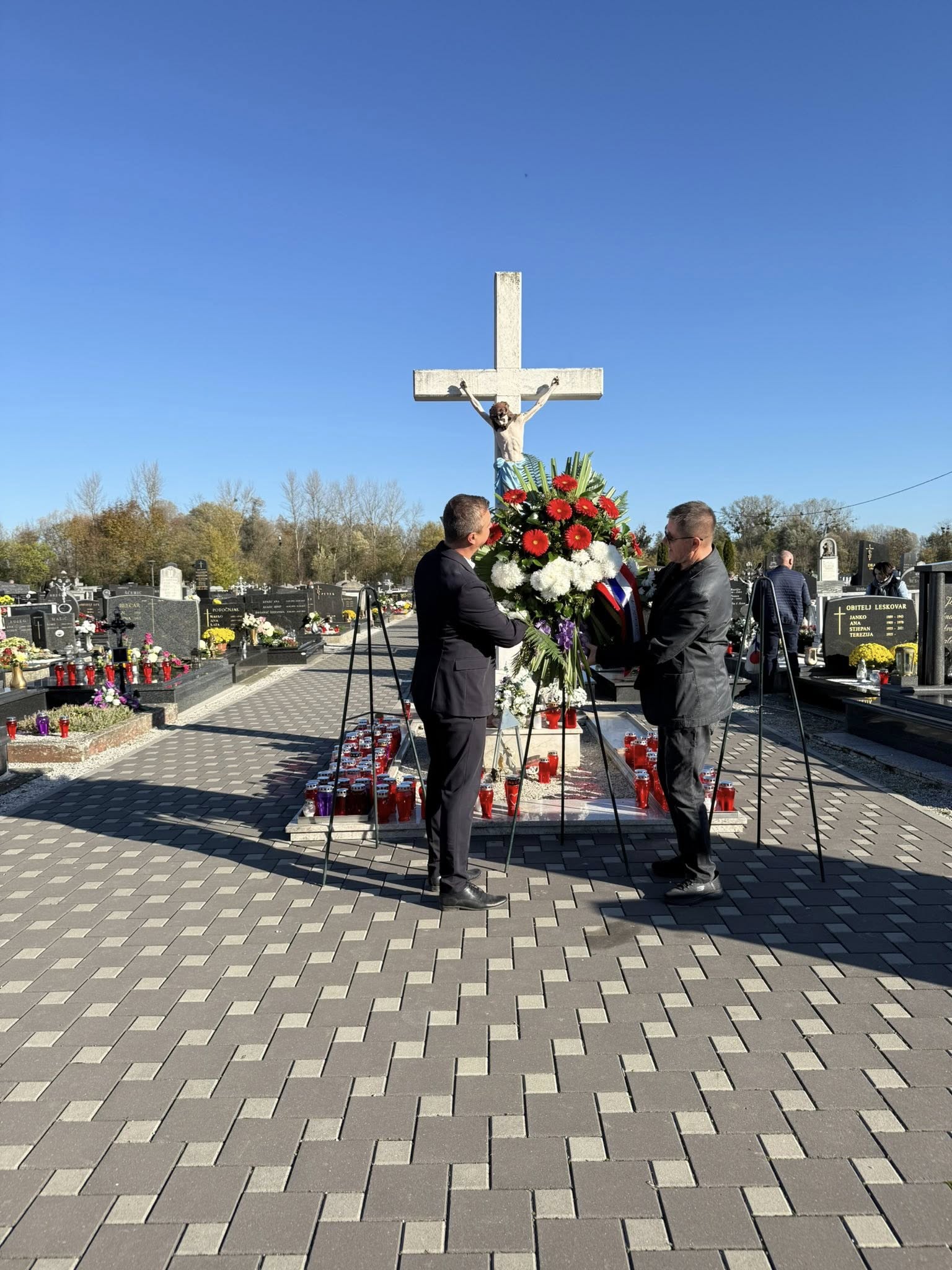 572273184_1357065463098864_3395742752545245703_n 572273184_1357065463098864_3395742752545245703_n