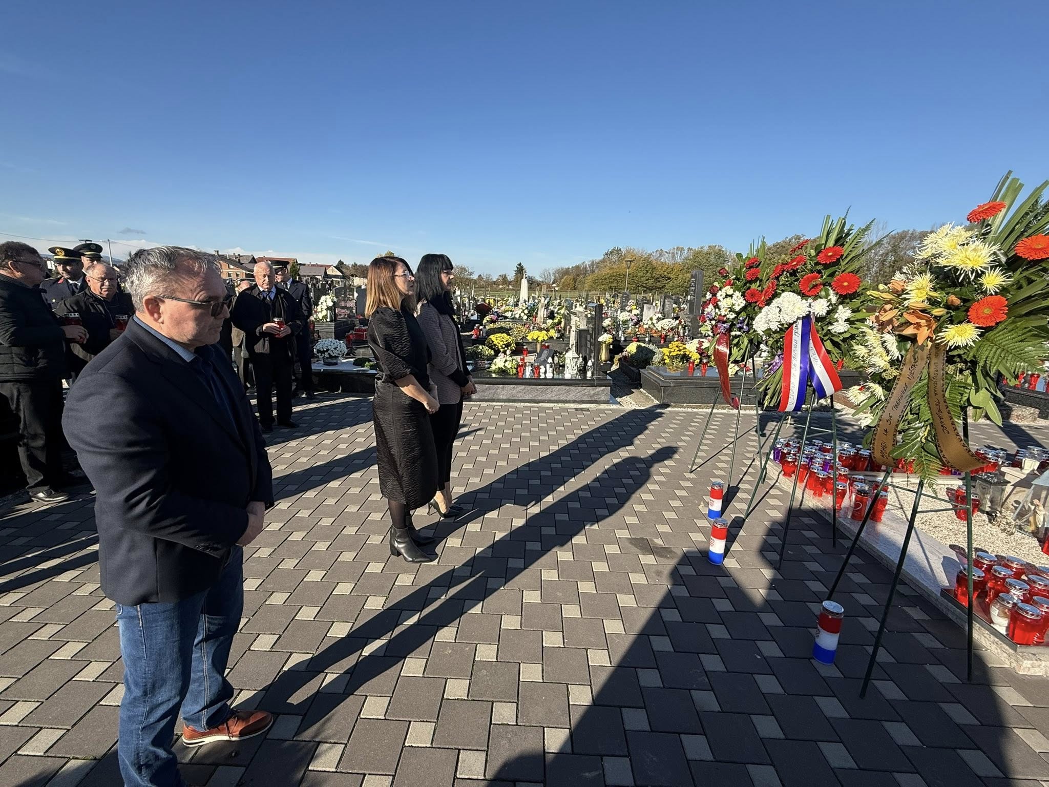 573362307_1357065636432180_4007007615860078448_n 573362307_1357065636432180_4007007615860078448_n