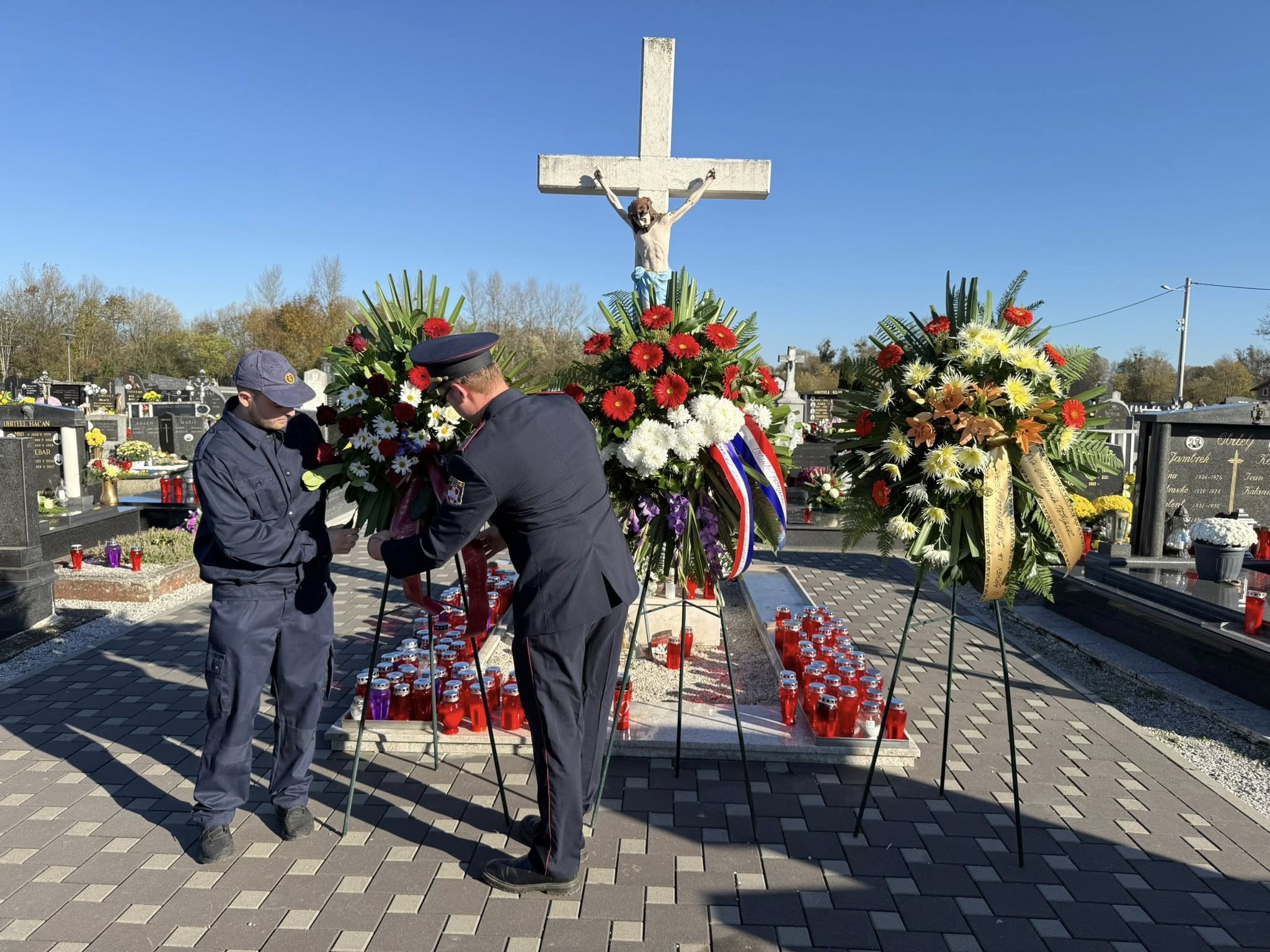 574576871_1357066246432119_1537119522122515965_n 574576871_1357066246432119_1537119522122515965_n