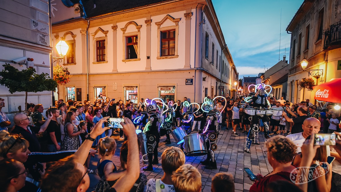 Image 5811885 (auto)