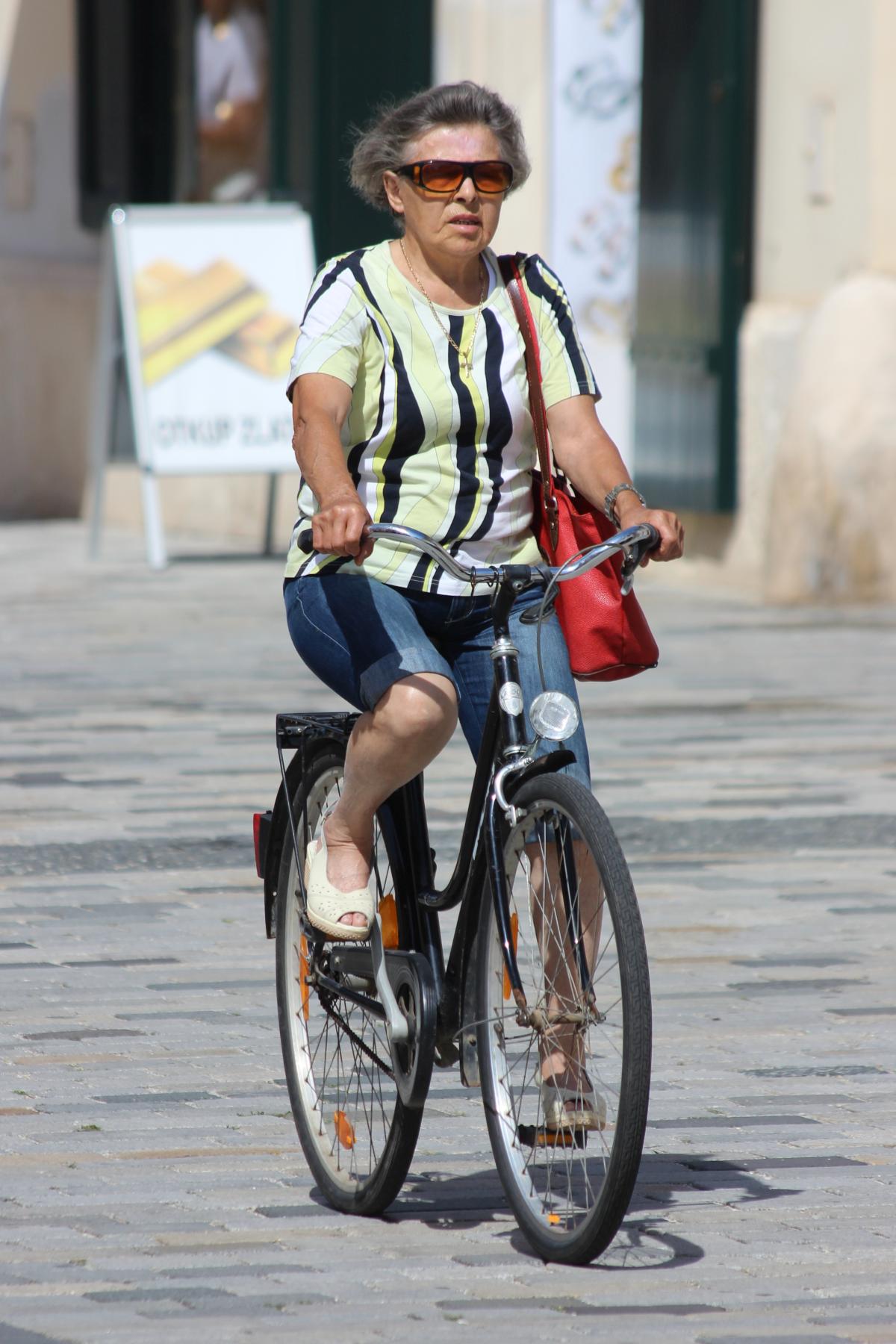 Image 5424212 (auto)