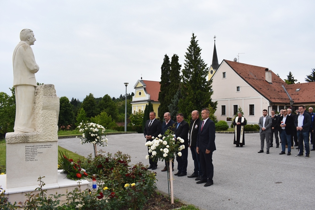 Image 4499586 (auto)