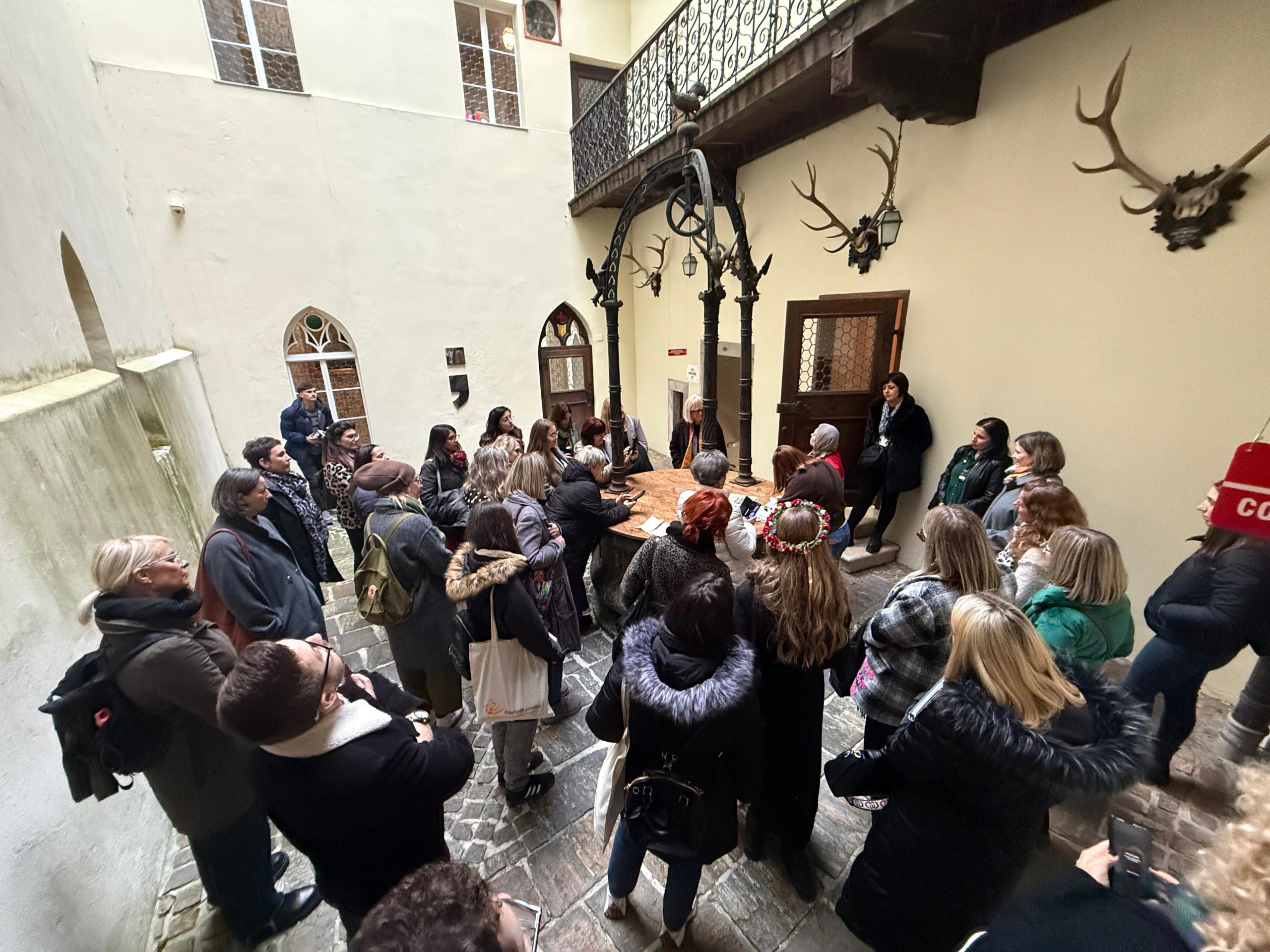 5864EBB9-196C-460C-987C-170BA34D292C