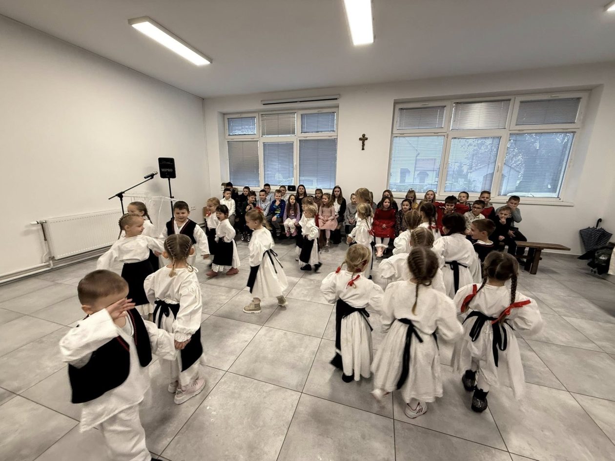 589600117_1378412757630801_744251141806048453_n