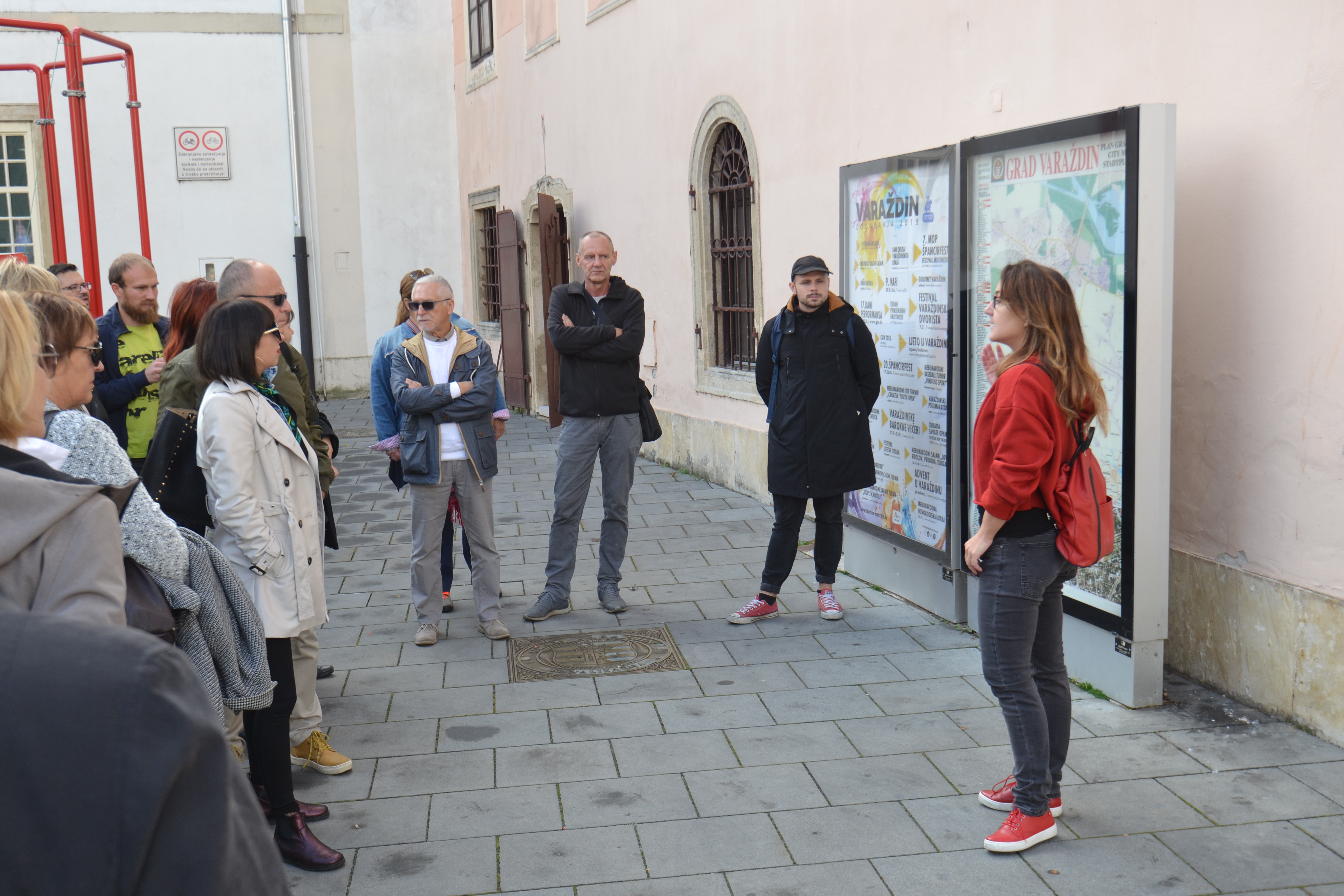 Šetnja Varaždinom u sklopu projekta ‘Čiji je ovo grad?’ Šetnja Varaždinom u sklopu projekta ‘Čiji je ovo grad?’