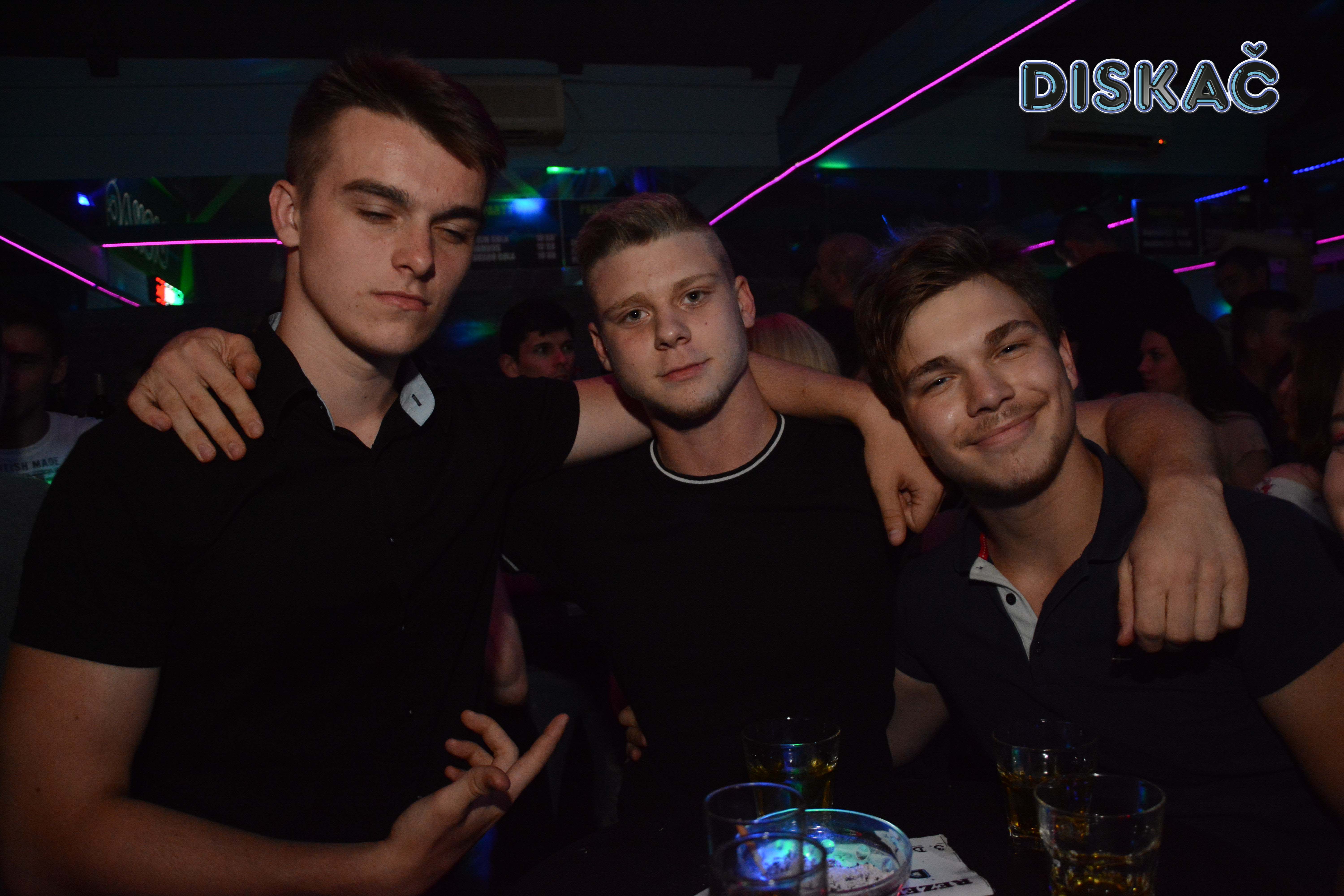 Image 3834465 (auto)