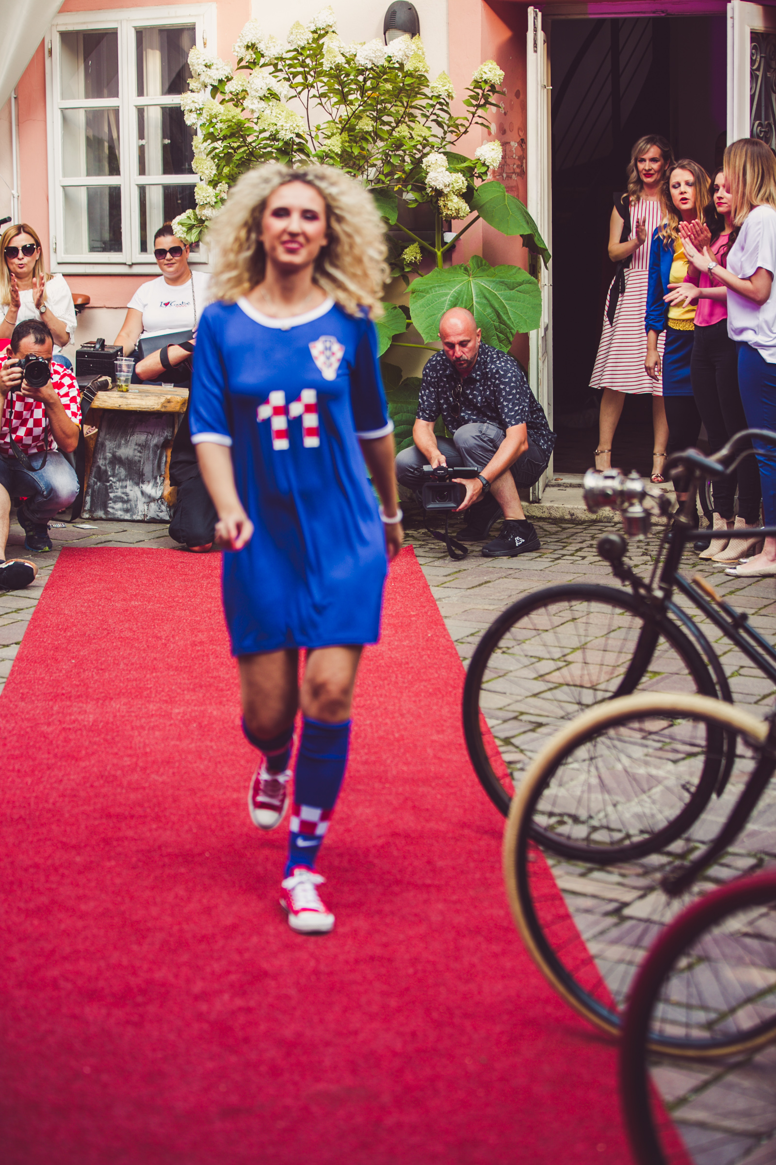 Image 2729525 (auto) Image 2729525 (auto)