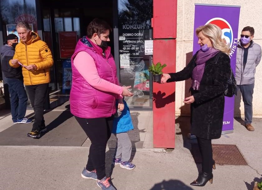 Reformisti, Dan žena