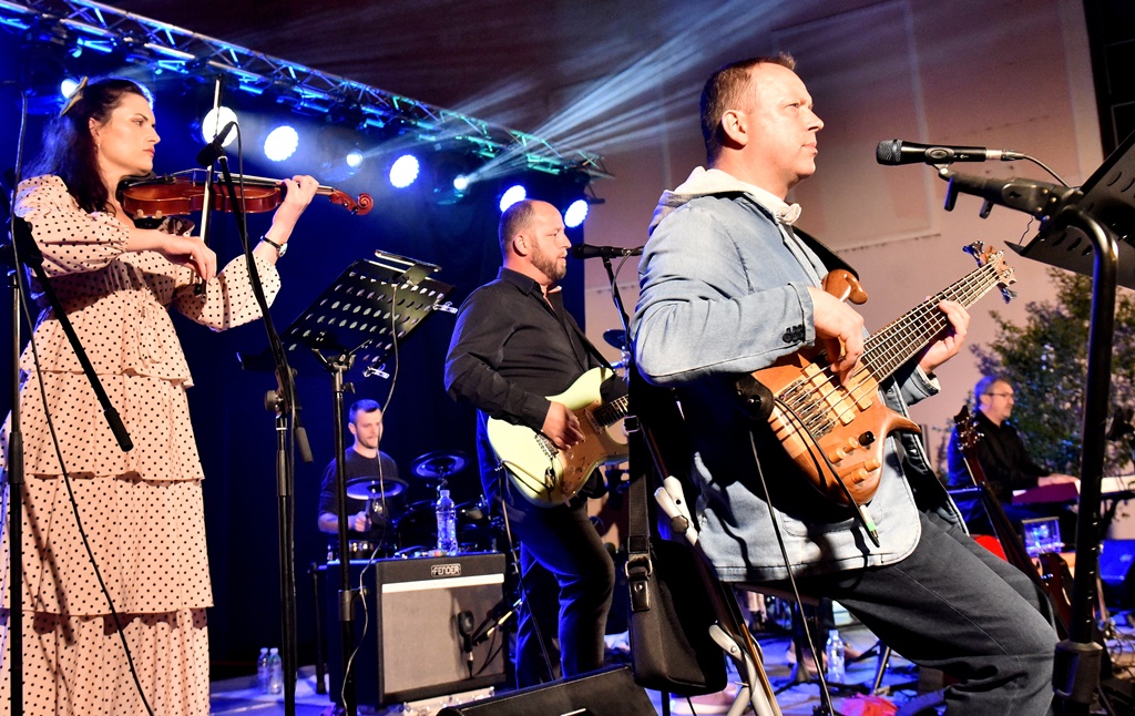 Image 5863343 (auto)