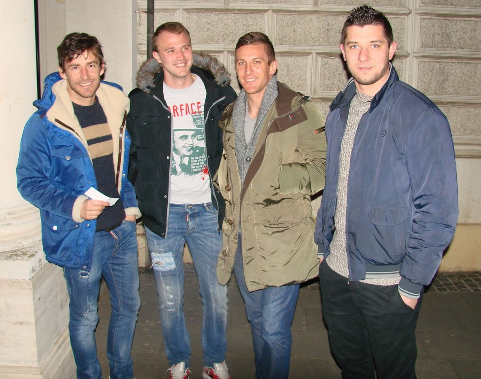 160310neigrajnaengleze3155399