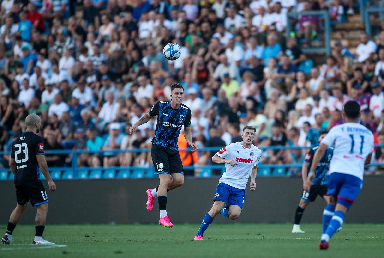 Image 5815555 (auto)