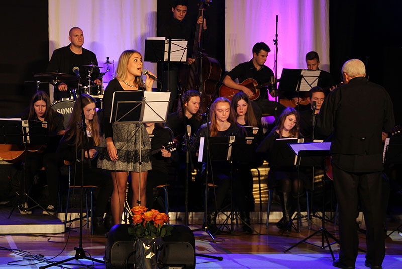 festivalzabavneglazbe01845500