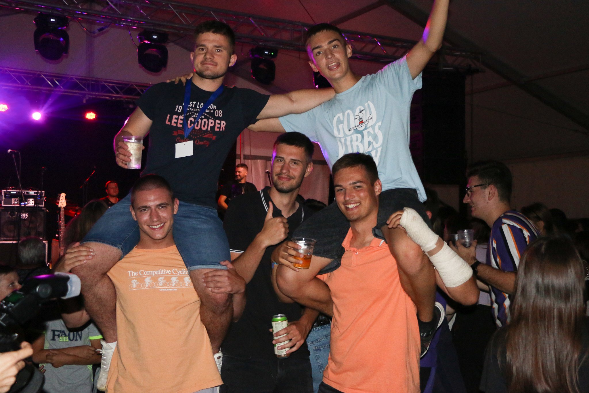 Image 5441330 (auto)