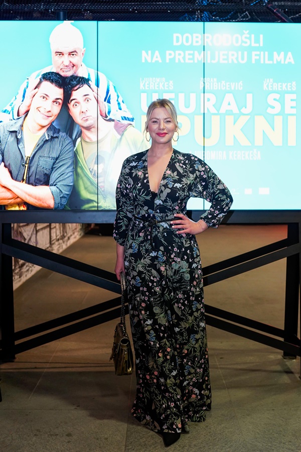 Ufuraj se i pukni, premijera Zagreb