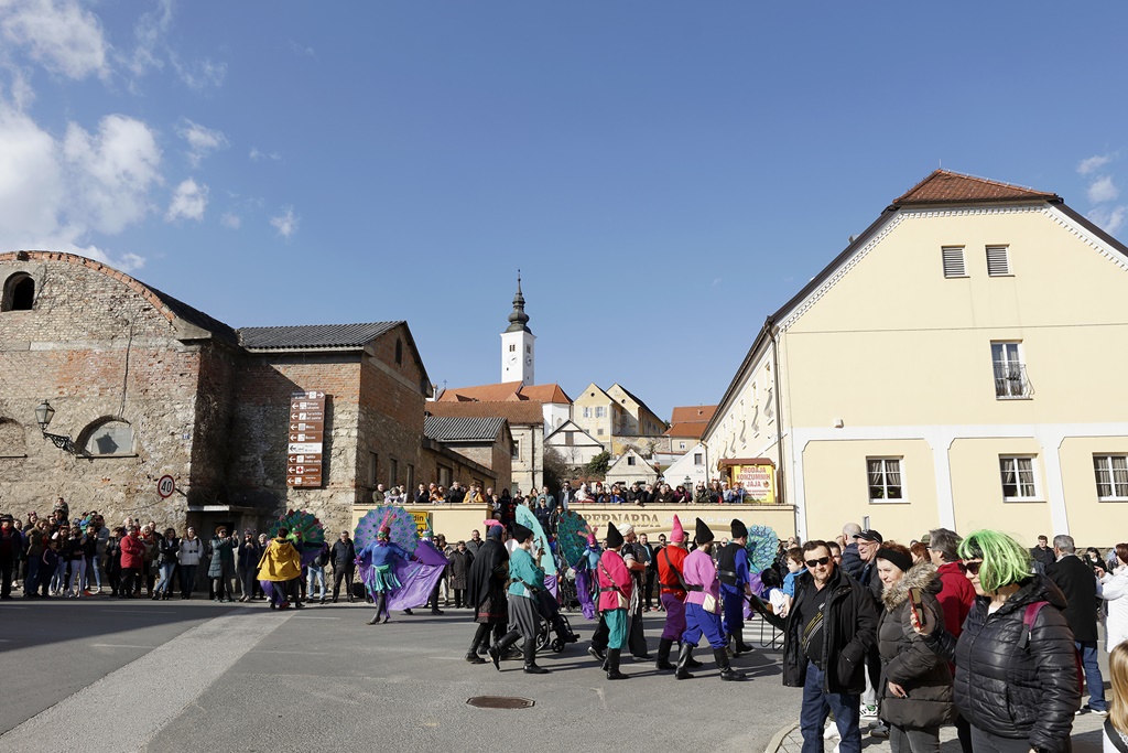 Image 5612735 (auto)