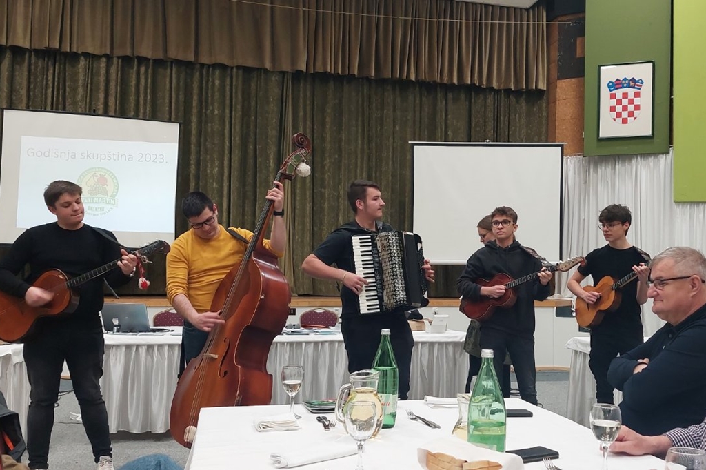 Image 5631929 (auto)