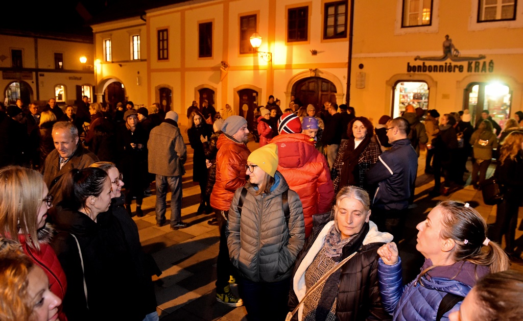 prosvjed antivakseri