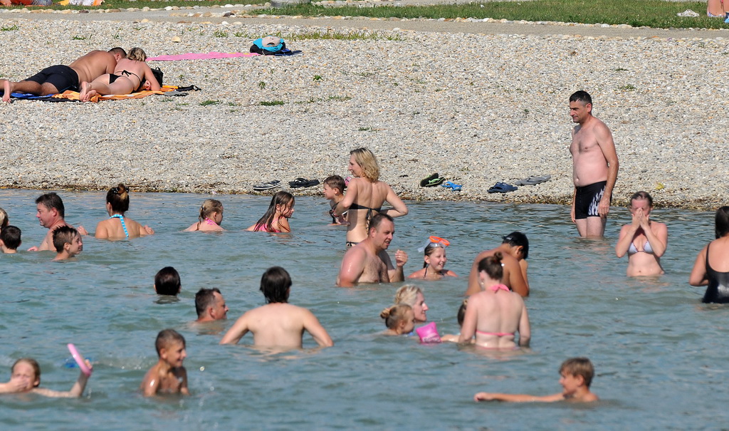 kupanje na Dravskim bazenima i Aquacityju kupanje na Dravskim bazenima i Aquacityju