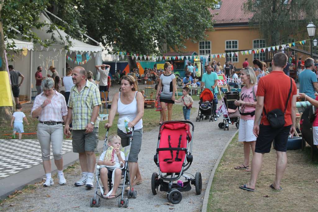 zadnjispanc008776238