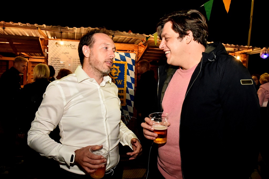 Image 5493544 (auto)