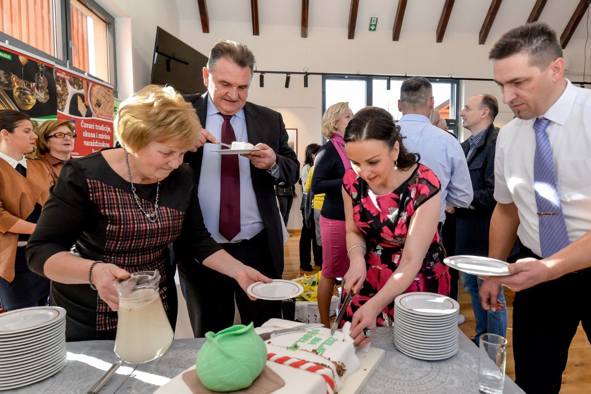 Image 4087657 (auto)