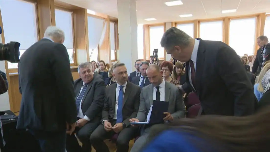 62911248-damir-habijan-i-zoran-milanovic