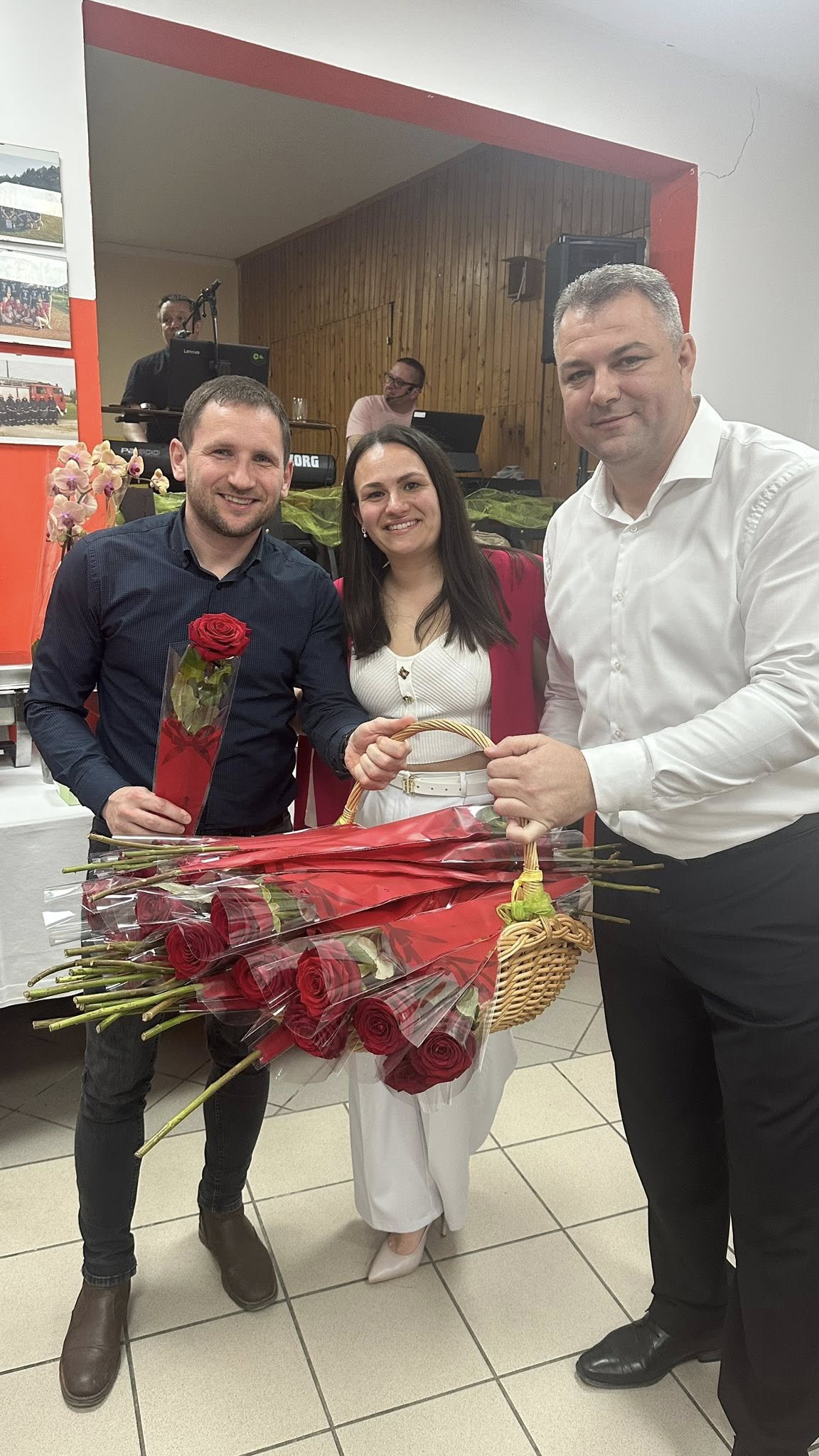 648516317_10232516041786108_7773559809380593431_n