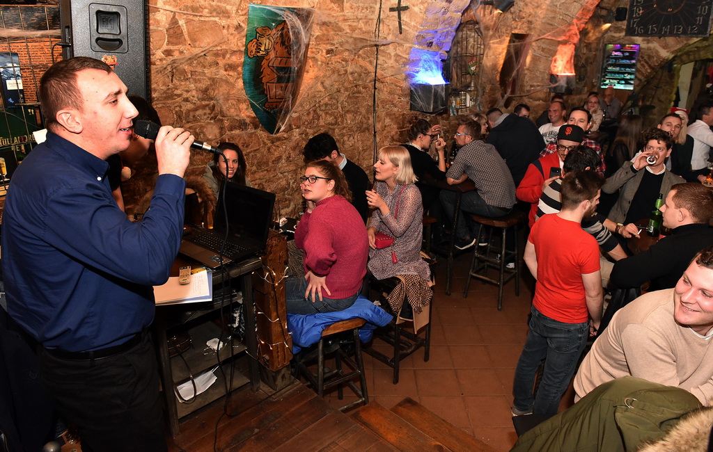 Medina Škrinja humanitarne karaoke 20.12.2019.