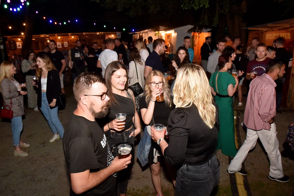 Image 5718263 (auto)