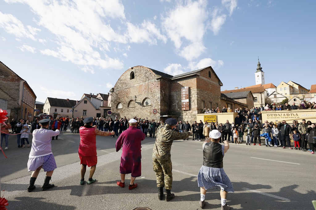 Image 5612743 (auto)