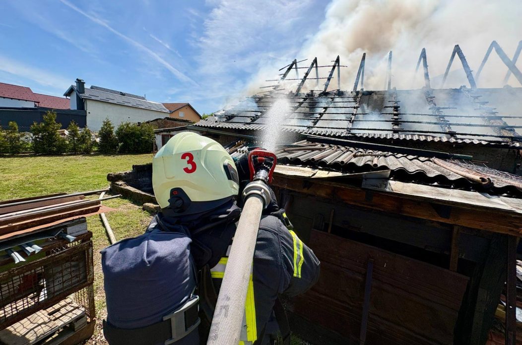 vatrogasci gornji kućan vatrogasci gornji kućan