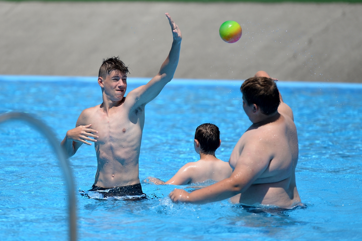 Dravski bazeni – prvi kupači Dravski bazeni – prvi kupači