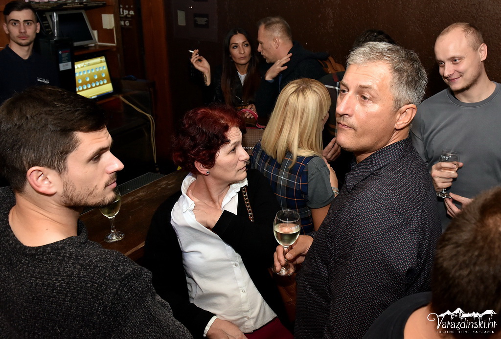 varteksov petak, orange night, mea culpa,