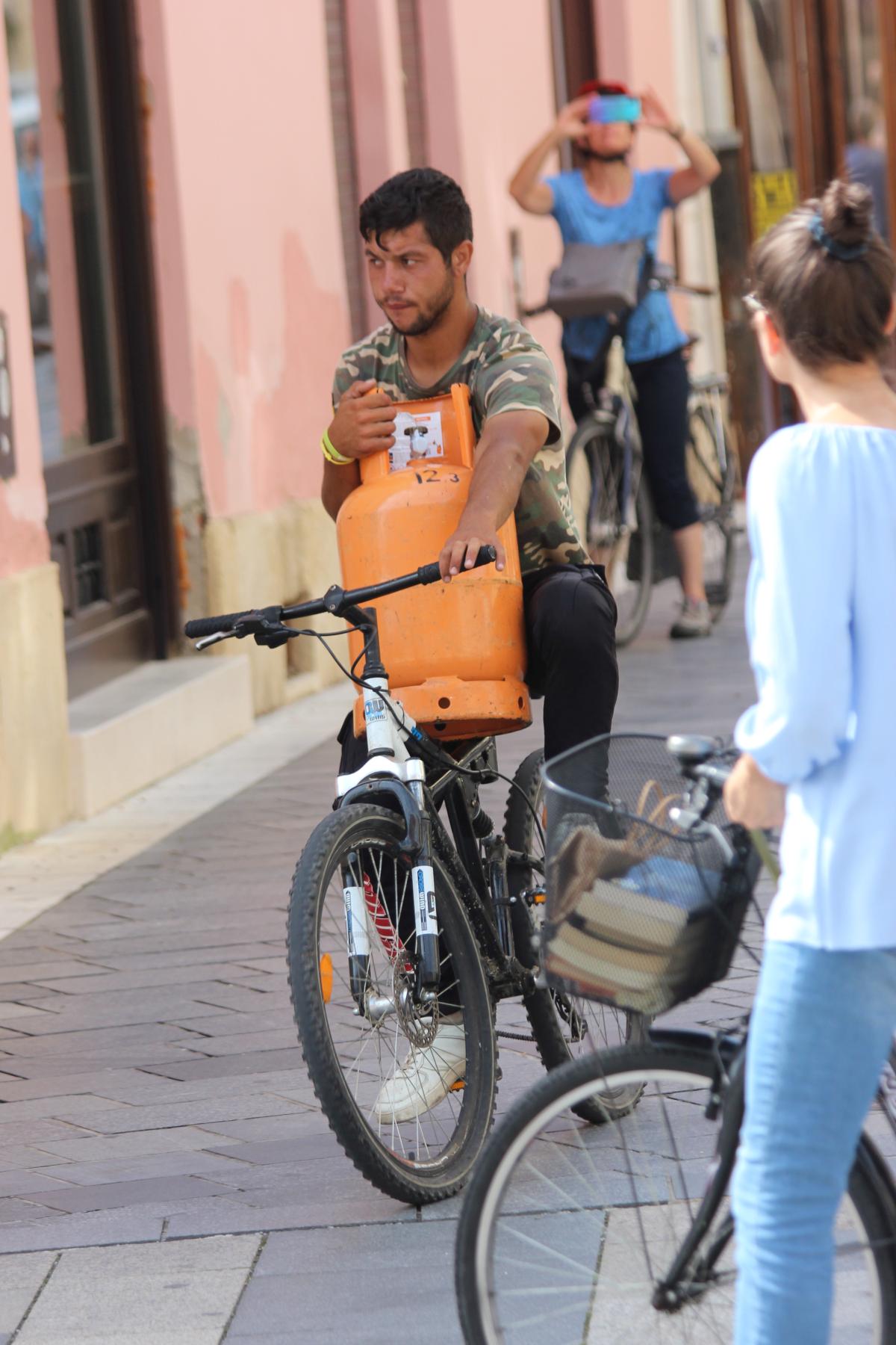 Image 5776419 (auto)