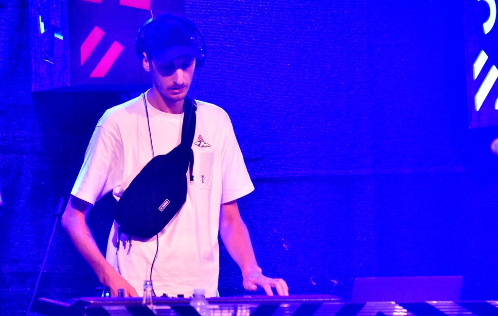 Image 5745399 (auto)