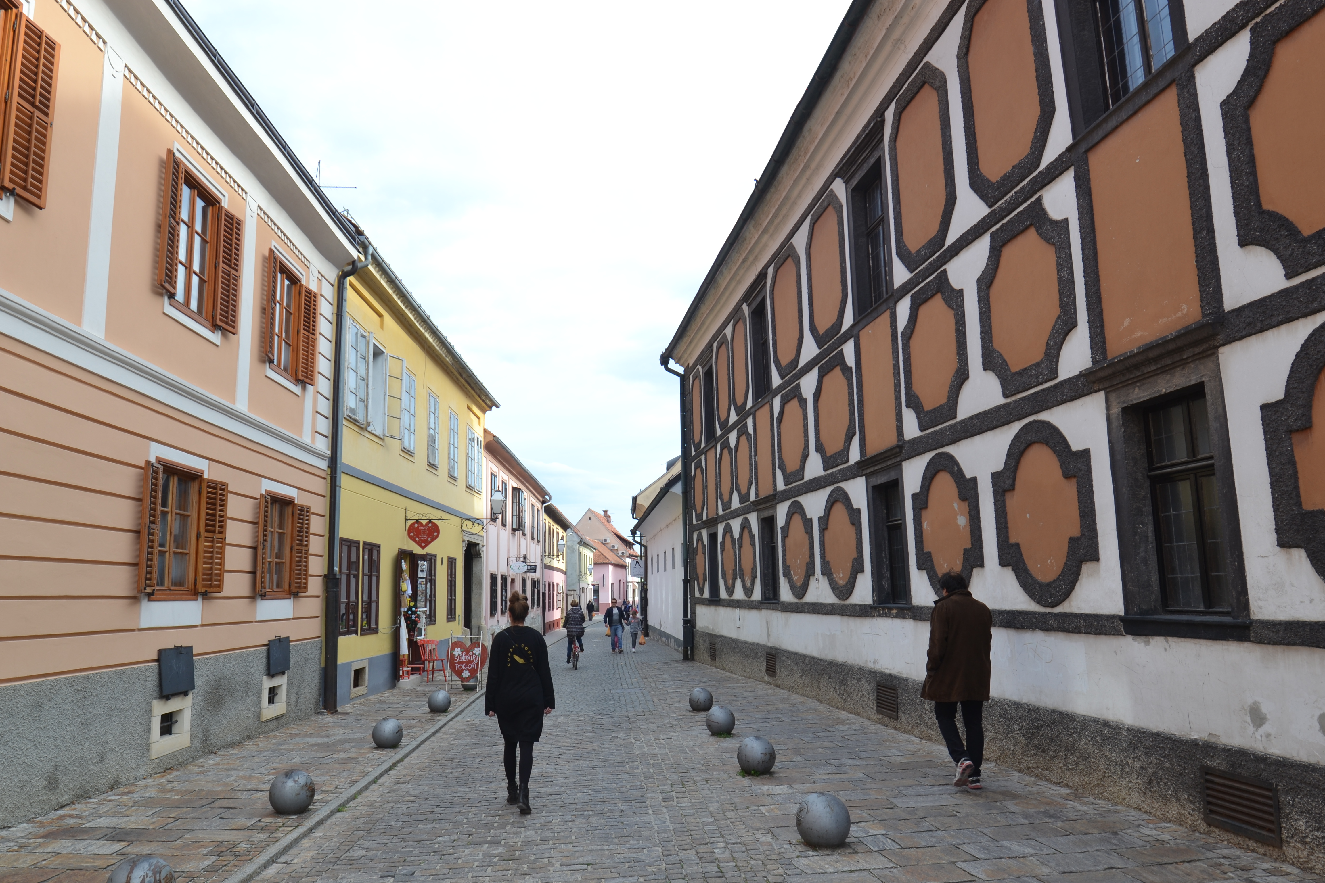 Šetnja Varaždinom u sklopu projekta ‘Čiji je ovo grad?’ Šetnja Varaždinom u sklopu projekta ‘Čiji je ovo grad?’