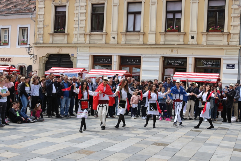 Image 3612409 (auto) Image 3612409 (auto)