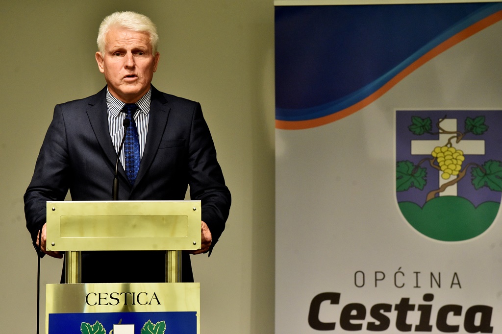 Image 5838015 (auto)