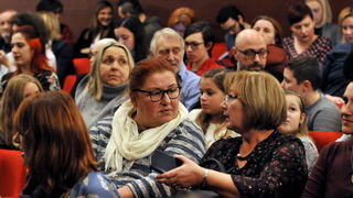 Praizvedba predstave Trojica u Trnju