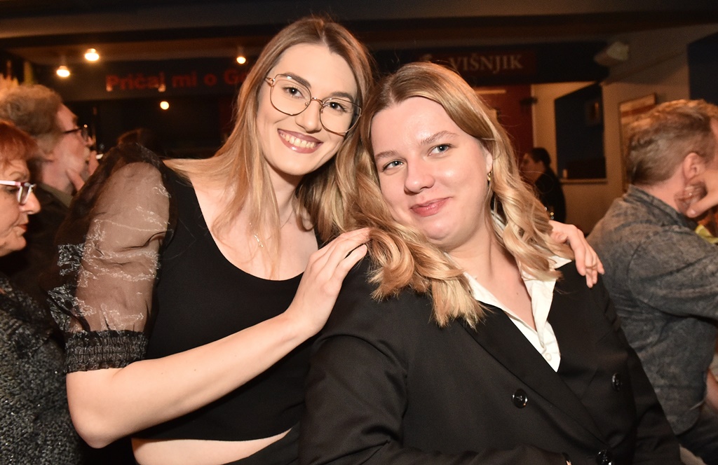 Legenda, HNK u Varaždinu