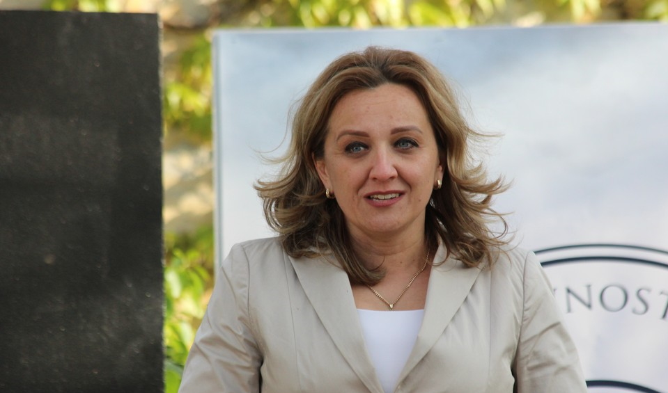 prva privatna gimnazija s pravom javnosti 2