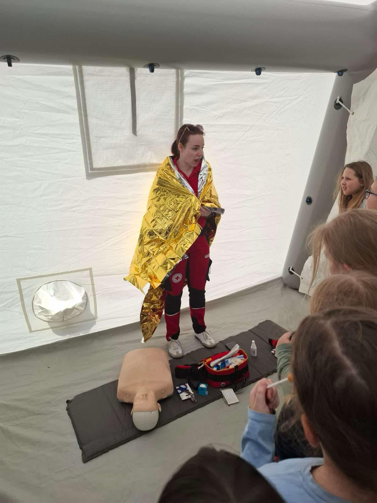 6b52f7aa-6f55-411a-baae-2b665496a70f 6b52f7aa-6f55-411a-baae-2b665496a70f