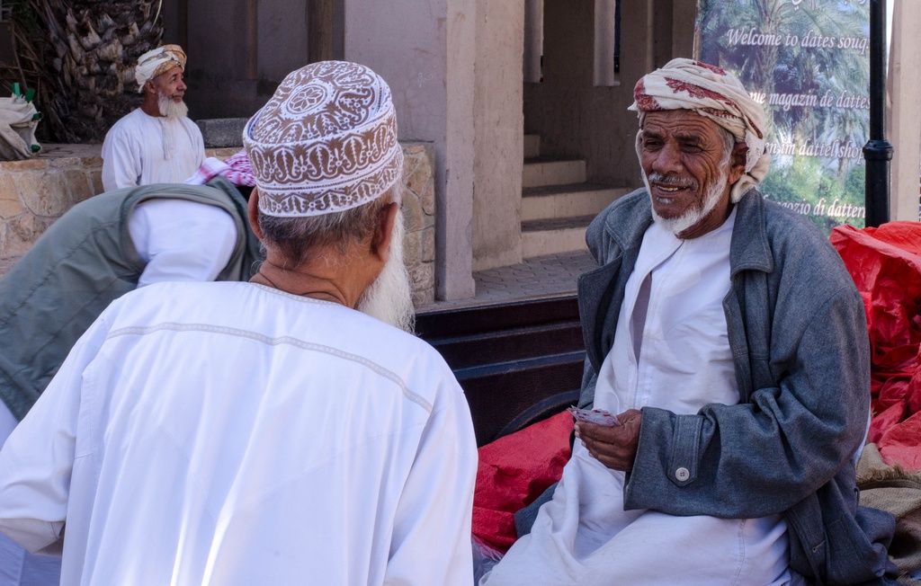 putovanjeumedjuzemljeoman001030