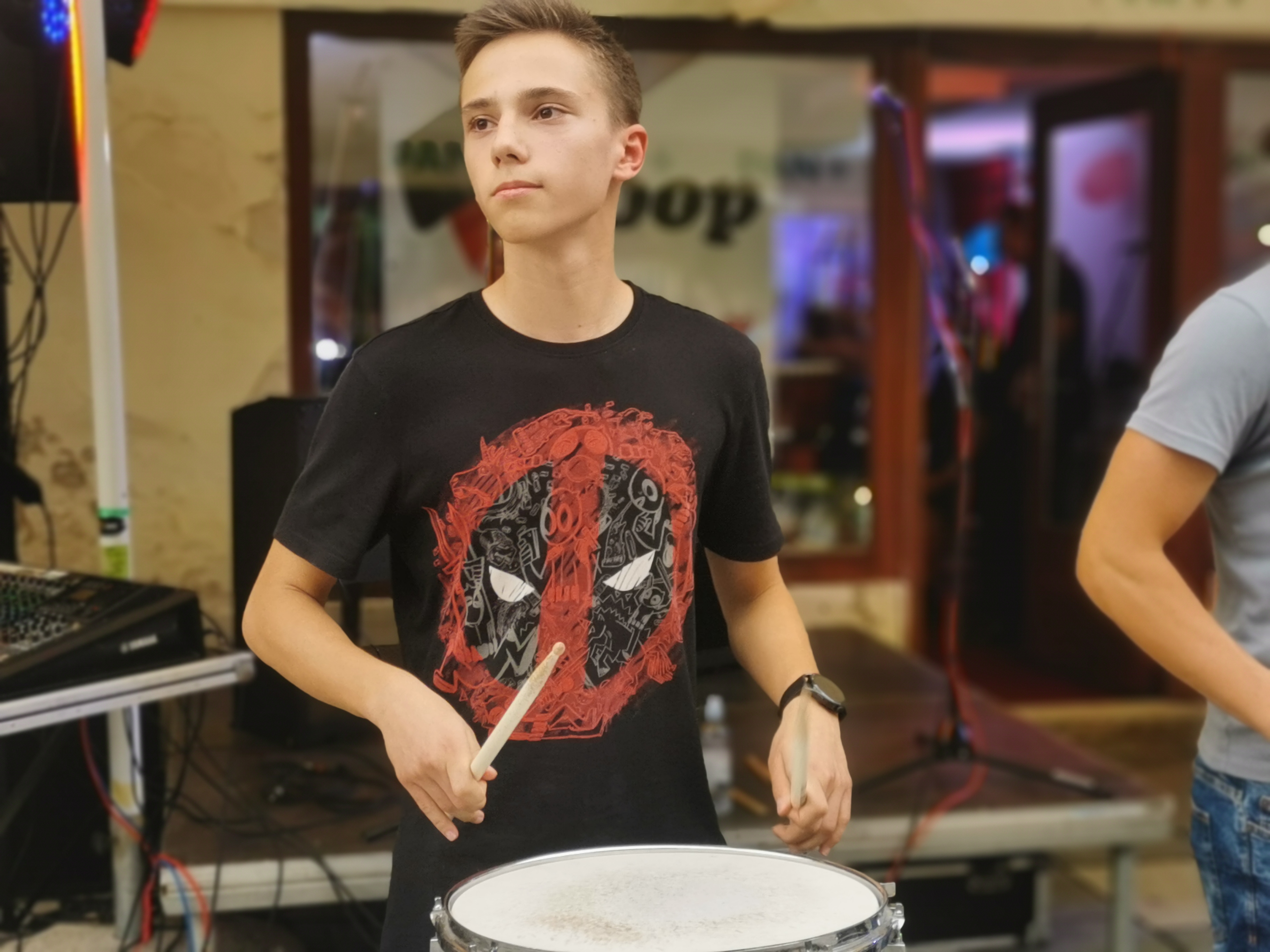 Drom, Drum Attack, Mirror Crew