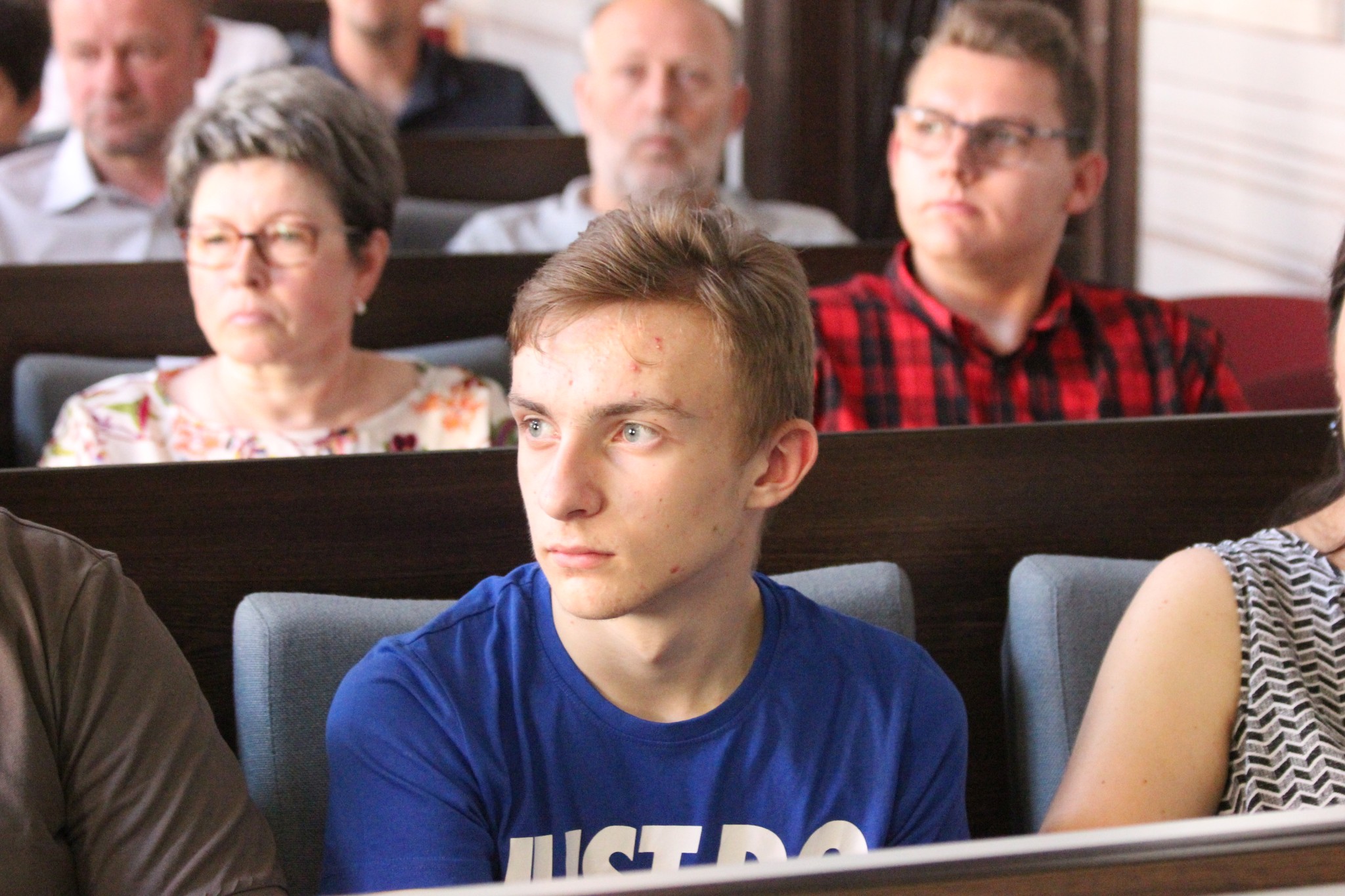 Image 3683913 (auto)