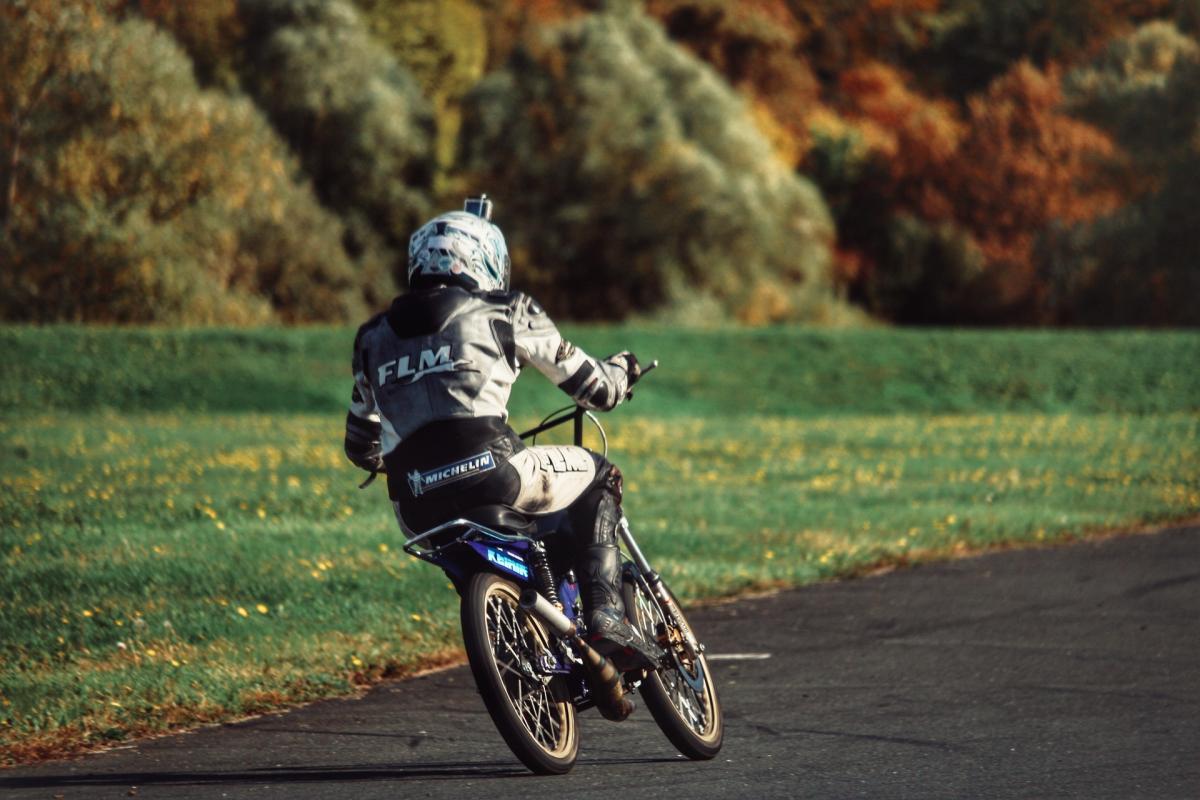 Tomos